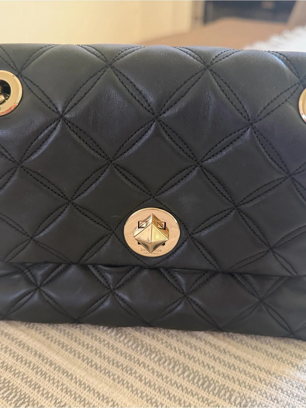 Kate Spade Crossbody purse with Gold Chain